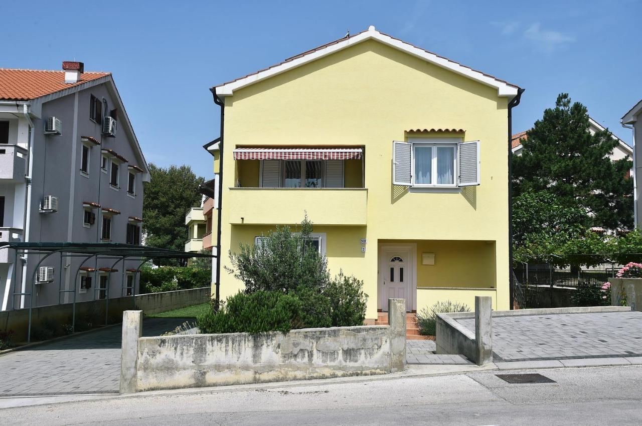 Apartments Luni Baška Exterior foto